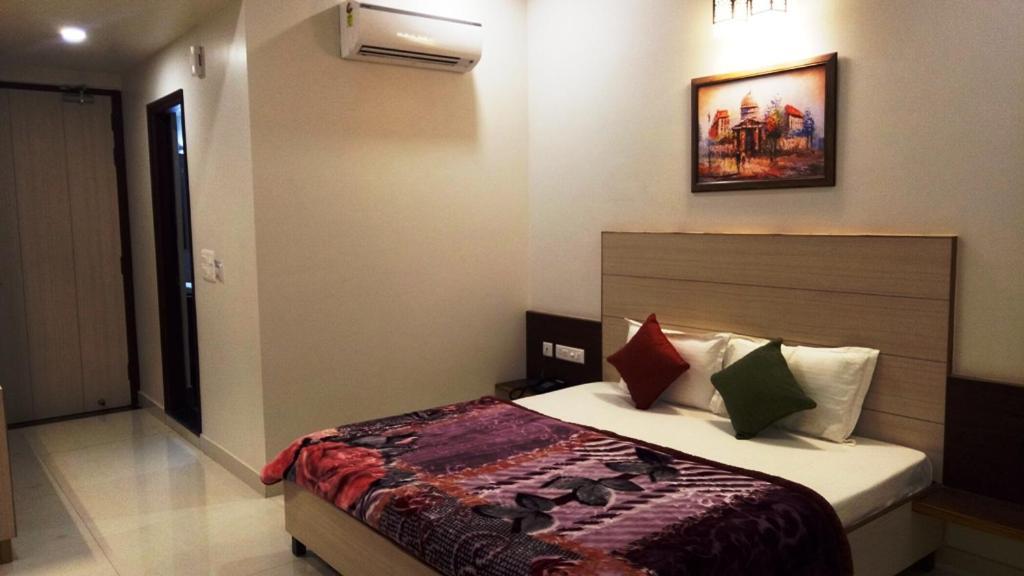 Alankrita Suites & Party Halls Meerut Dış mekan fotoğraf